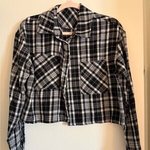 Black and White Plaid Cropped Shirt